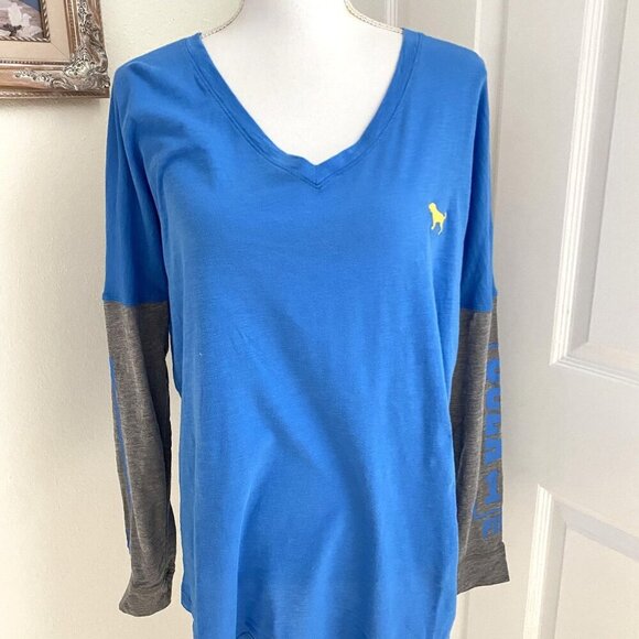PINK Victoria's Secret 5th & Ocean Collegiate UCLA V-Neck Tee Size Small - Picture 1 of 10